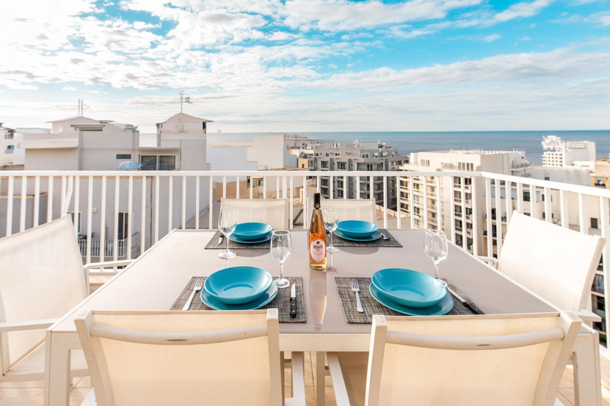Ferienwohnung Poseidon Court Penthouse Superior St. Paul's Bay Exterior foto